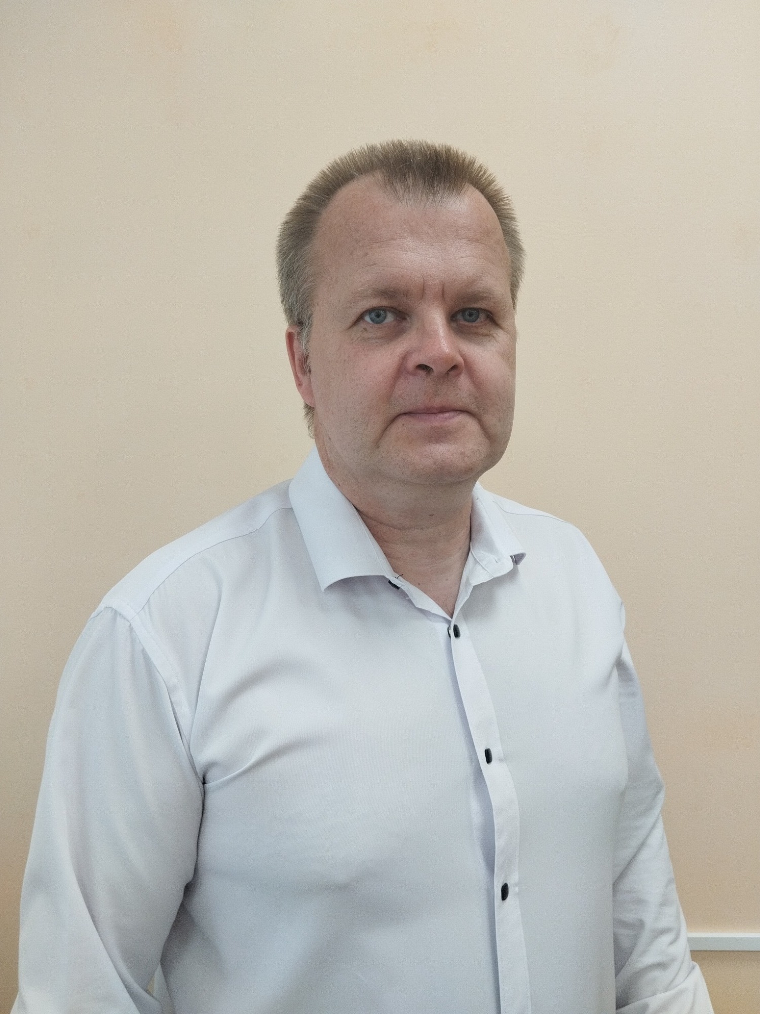 Троянов Анатолий Анатольевич.